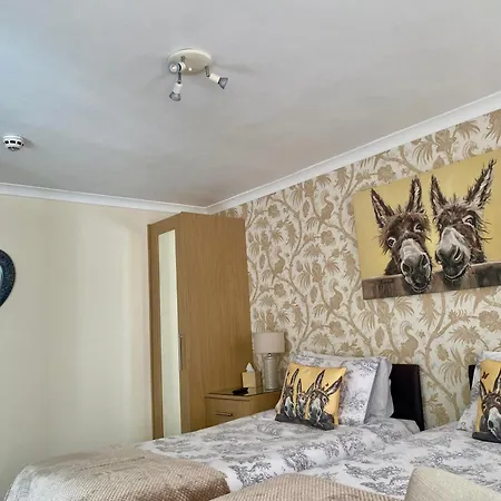 The Libra - Adults Only B&B With Carpark Blackpool Exterior photo