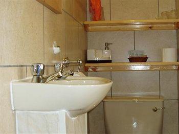 The Libra - Adults Only With Carpark Pensión 3*